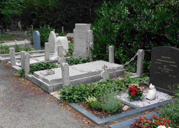 Le cimetière de Brix